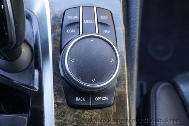 2018 BMW 5 Series 530i - 22975378 - 32