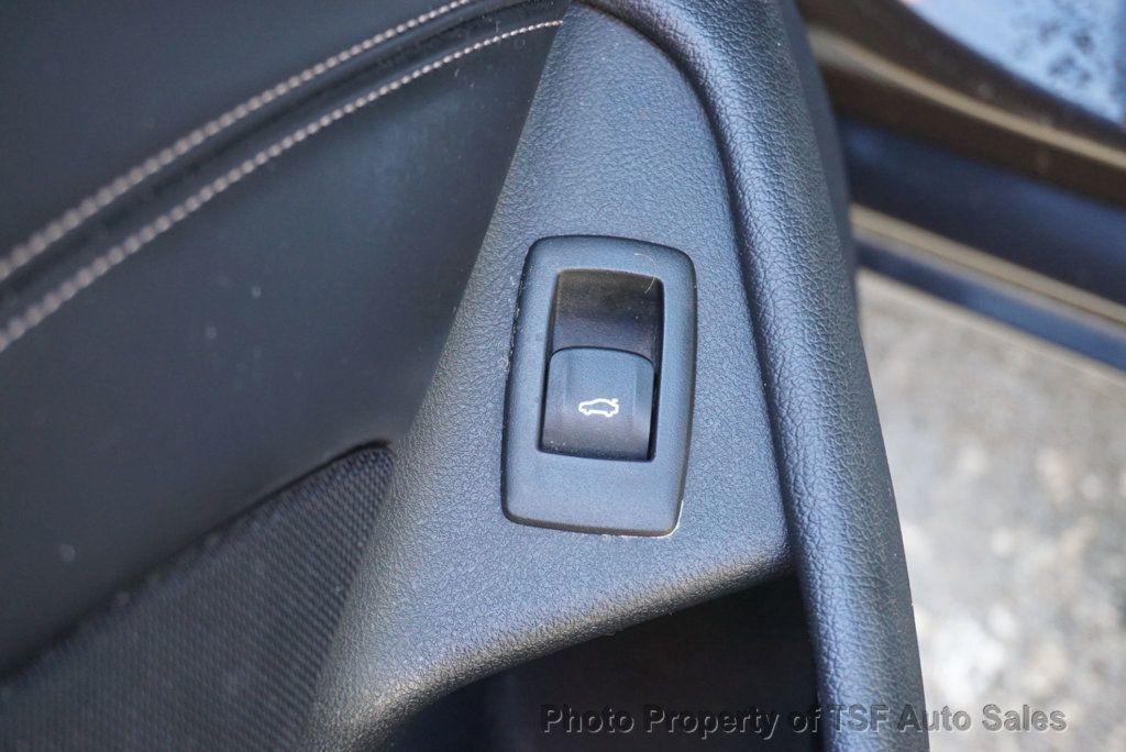 2018 BMW 5 Series 530i - 22975378 - 36