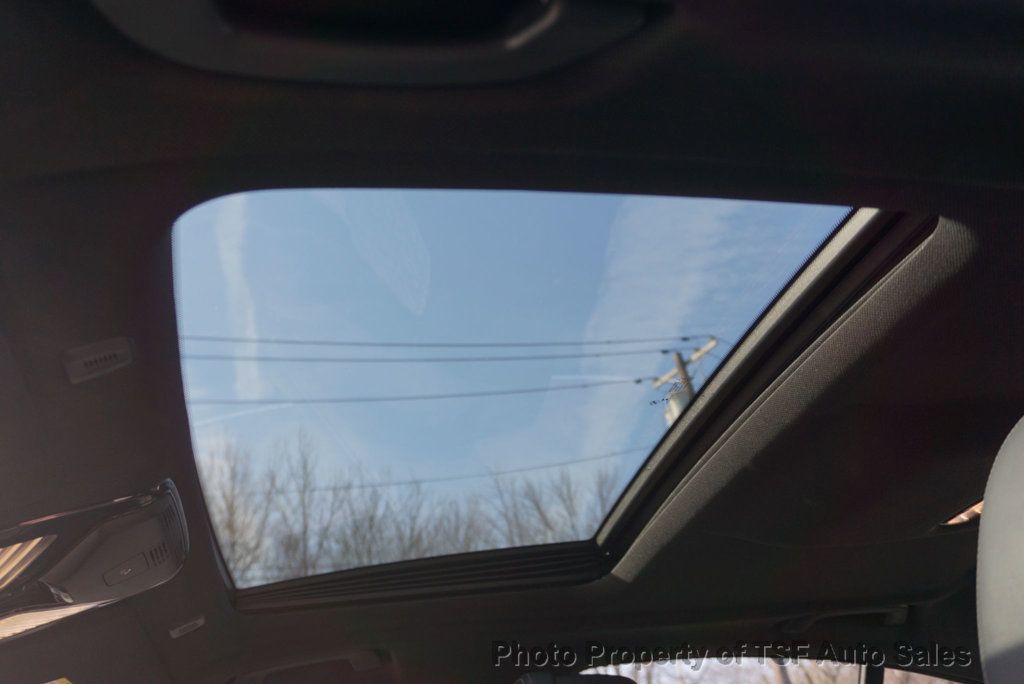 2018 BMW 5 Series 530i - 22975378 - 39