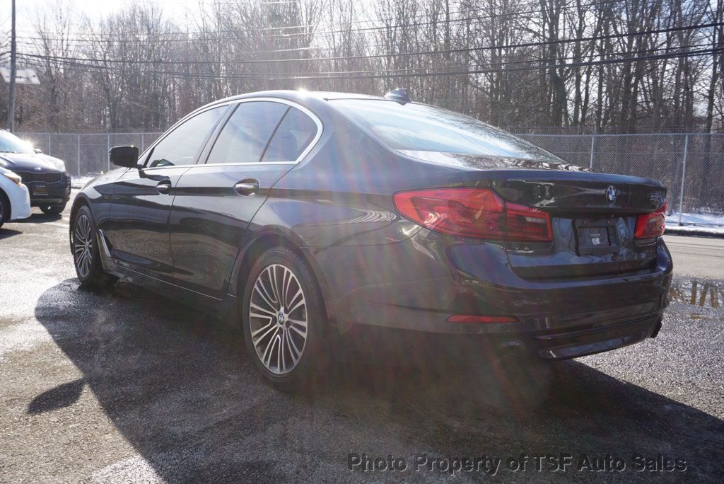 2018 BMW 5 Series 530i - 22975378 - 4