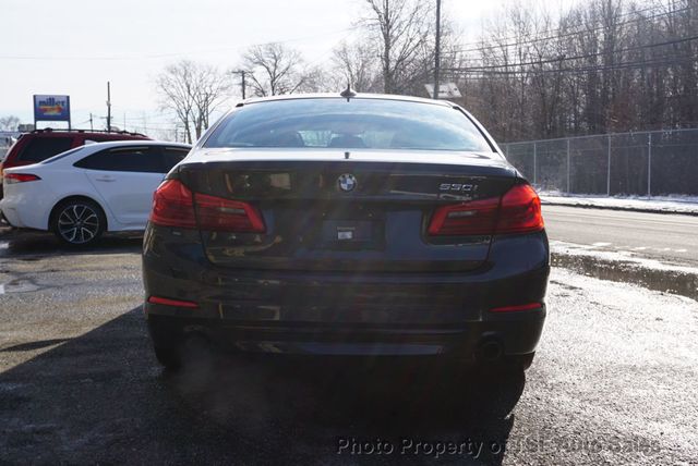 2018 BMW 5 Series 530i - 22975378 - 5