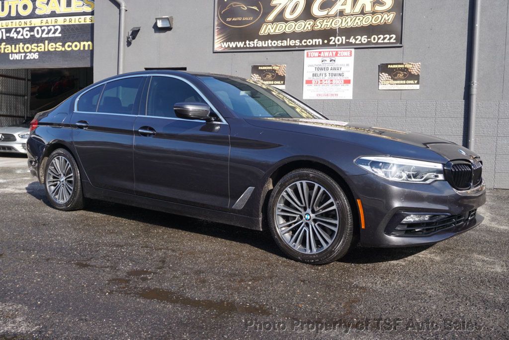 2018 BMW 5 Series 530i - 22975378 - 8