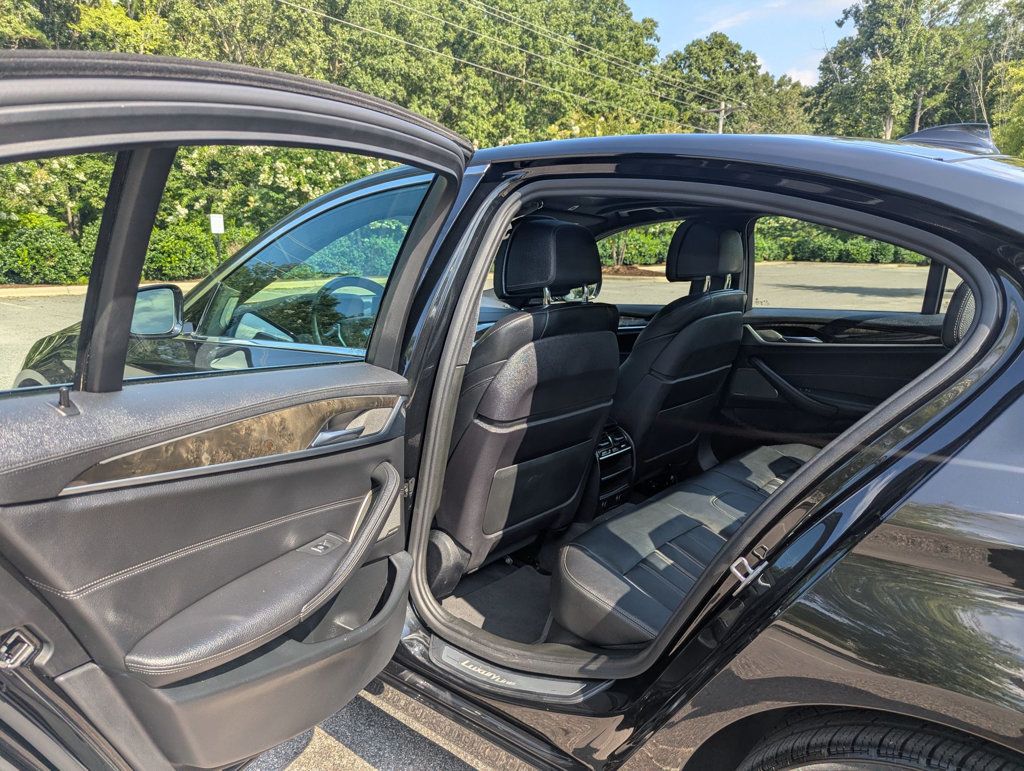 2018 Bmw 530i Sedan photo 14