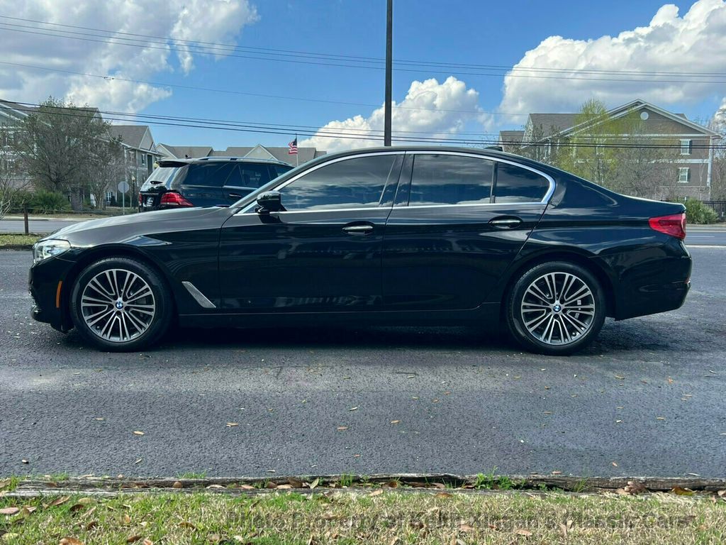 2018 BMW 5 Series 530i w/DRIVER'S ASSIST. PKG - 22323086 - 3