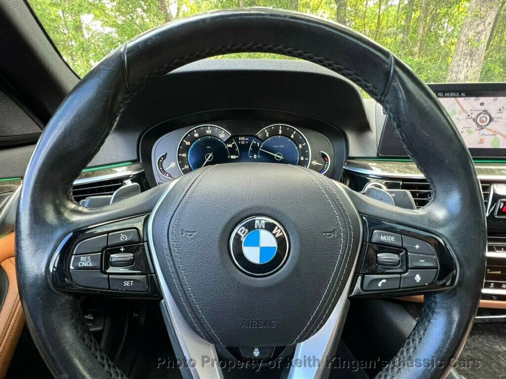 2018 BMW 5 Series 530i w/DRIVER'S ASSIST. PKG - 22386582 - 9