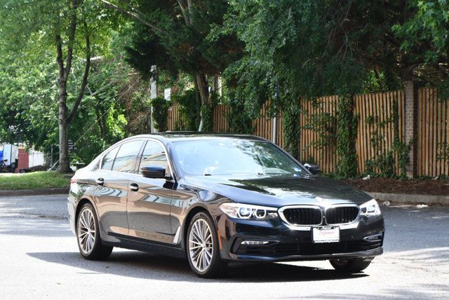 2018 BMW 5 Series 530i xDrive - 23036911 - 11