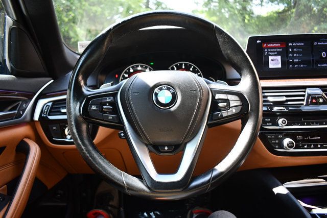 2018 BMW 5 Series 530i xDrive - 23036911 - 21