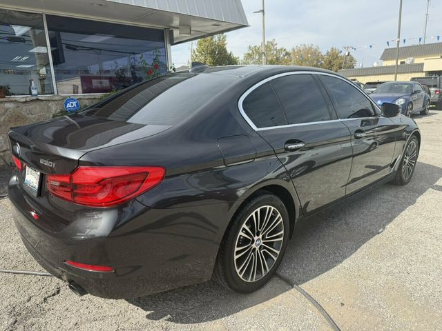 2018 BMW 5 Series 530i xDrive - 23099974 - 12