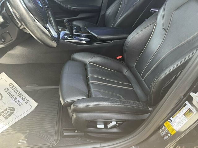 2018 BMW 5 Series 530i xDrive - 23099974 - 1