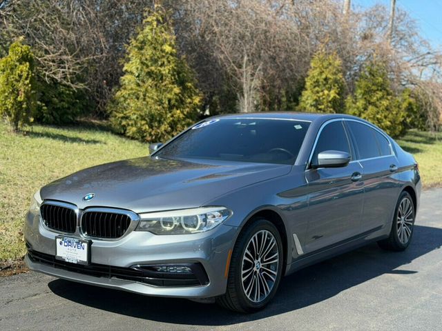 2018 BMW 5 Series 530i xDrive - 22996036 - 1