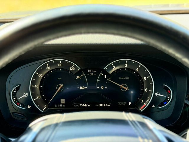 2018 BMW 5 Series 530i xDrive - 22996036 - 27