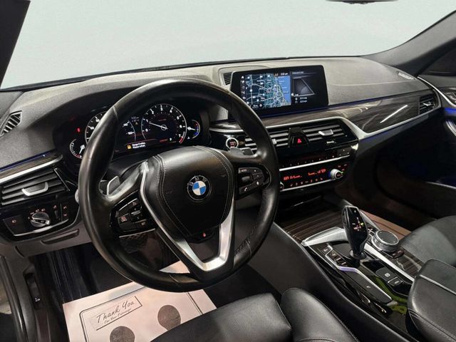 2018 BMW 5 Series 530i xDrive - 23030937 - 13