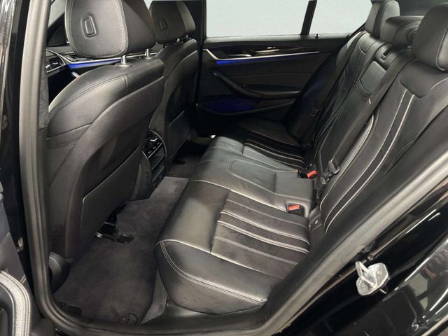 2018 BMW 5 Series 530i xDrive - 23030937 - 17