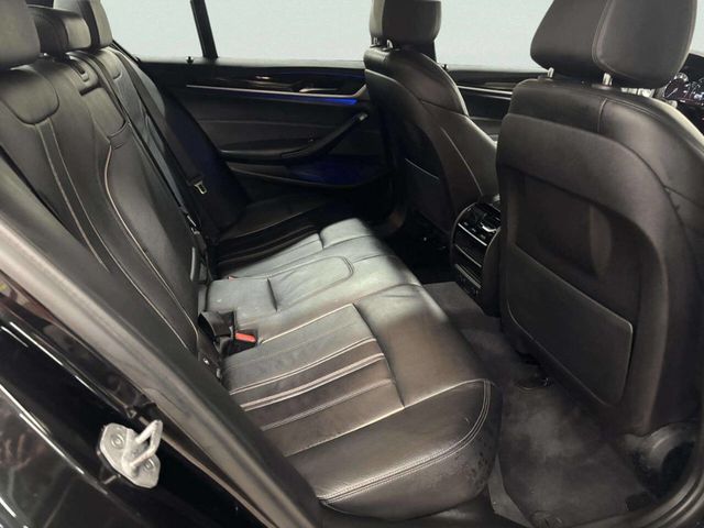 2018 BMW 5 Series 530i xDrive - 23030937 - 19