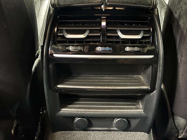 2018 BMW 5 Series 530i xDrive - 23030937 - 22