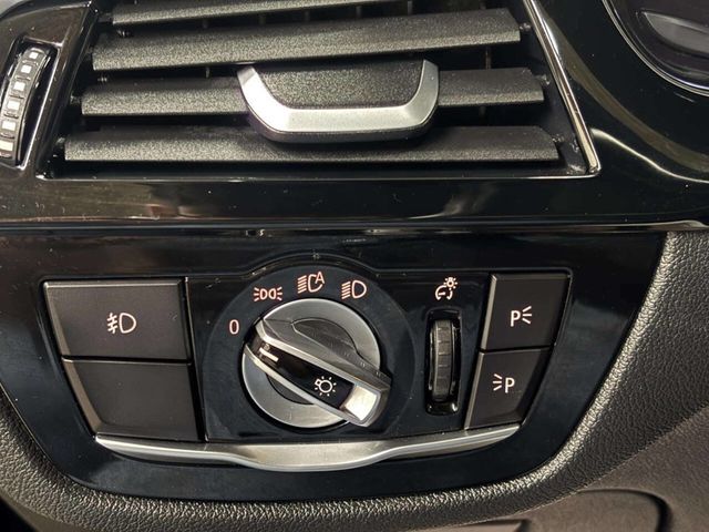 2018 BMW 5 Series 530i xDrive - 23030937 - 30