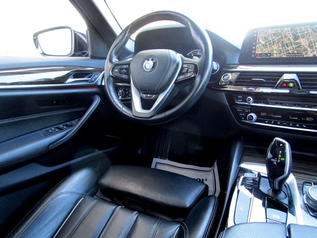 2018 BMW 5 Series 530i xDrive - 23081103 - 18