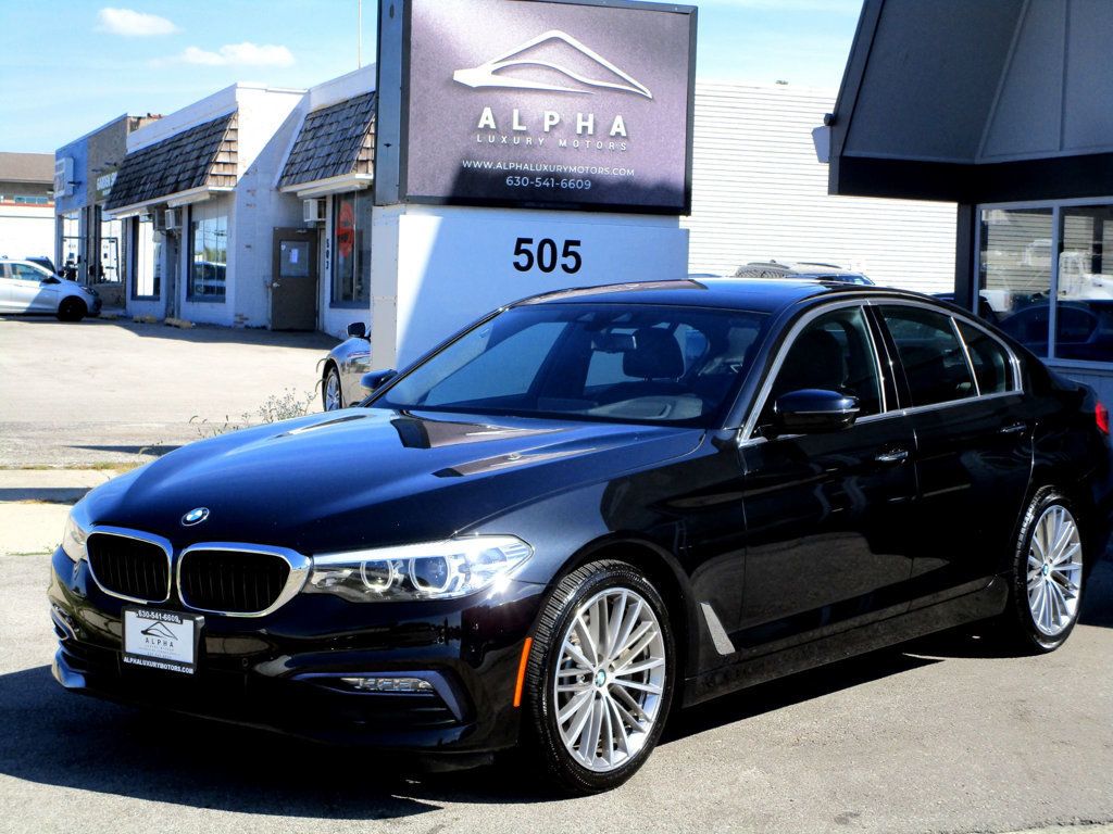 2018 BMW 5 Series 530i xDrive - 23081103 - 4