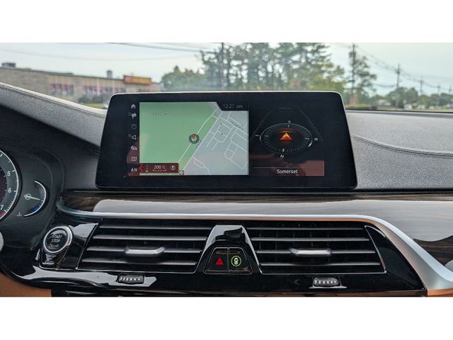 2018 BMW 5 Series 530i xDrive - 22921226 - 25