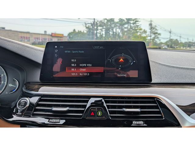 2018 BMW 5 Series 530i xDrive - 22921226 - 27