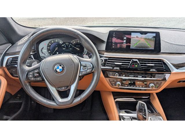 2018 BMW 5 Series 530i xDrive - 22921226 - 30