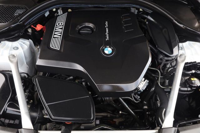 2018 BMW 5 Series 530i xDrive - 23062693 - 10
