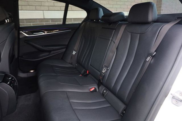 2018 BMW 5 Series 530i xDrive - 23062693 - 18