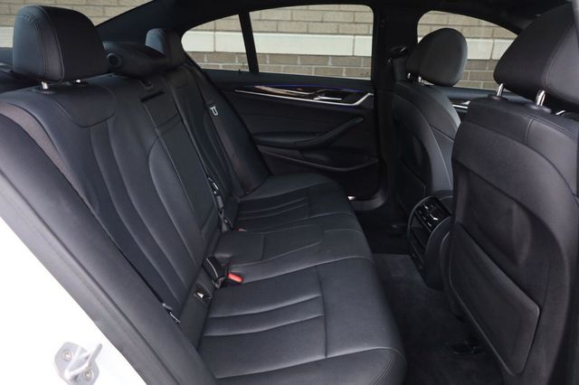 2018 BMW 5 Series 530i xDrive - 23062693 - 20