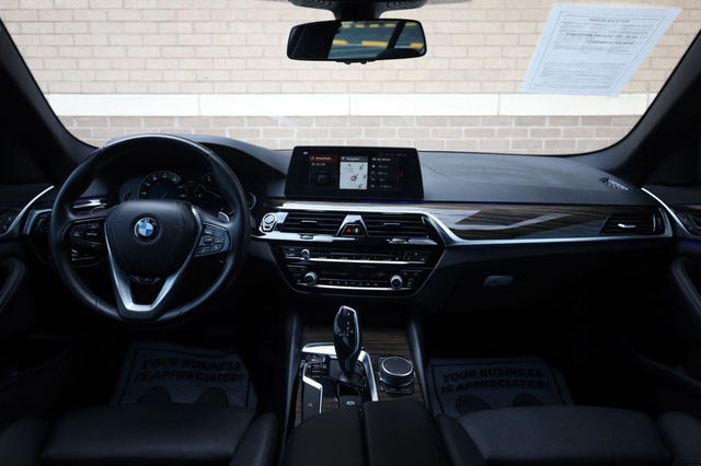 2018 BMW 5 Series 530i xDrive - 23062693 - 26