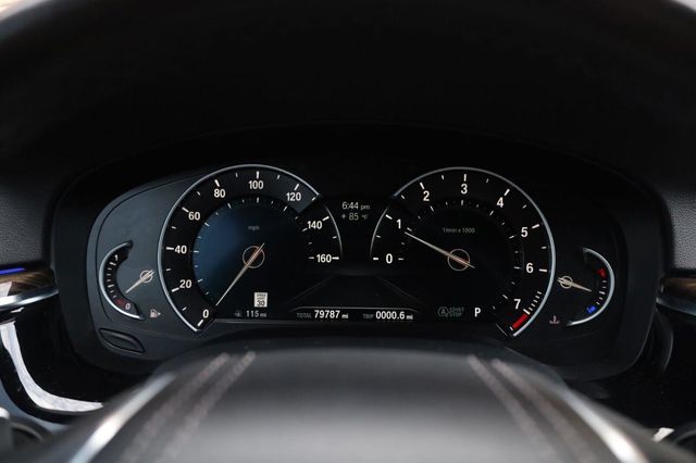 2018 BMW 5 Series 530i xDrive - 23062693 - 39