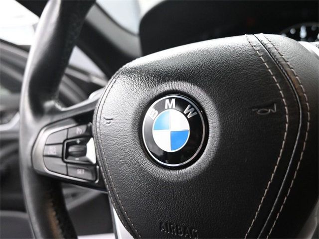 2018 BMW 5 Series 530i xDrive - 22946704 - 13