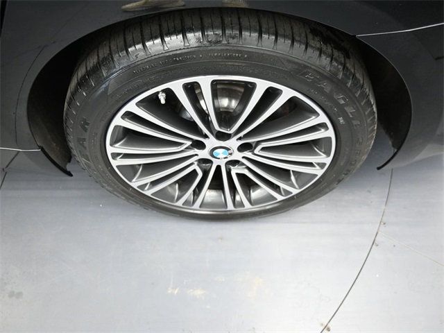 2018 BMW 5 Series 530i xDrive - 22946704 - 7