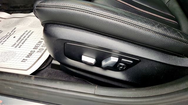 2018 BMW 5 Series 530i xDrive Sedan w/ Dakota Leather Upholstery - 23013568 - 11