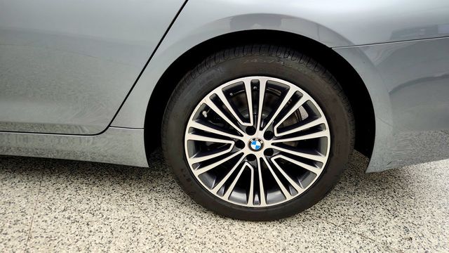 2018 BMW 5 Series 530i xDrive Sedan w/ Dakota Leather Upholstery - 23013568 - 8