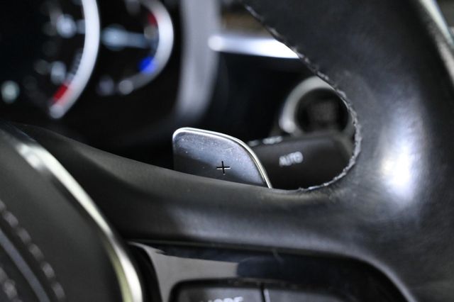 2018 BMW 5 Series 540i - 22943337 - 18