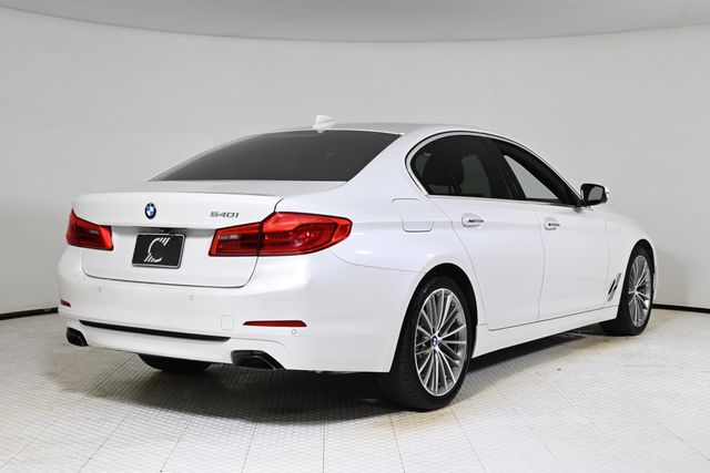 2018 BMW 5 Series 540i - 22943337 - 4