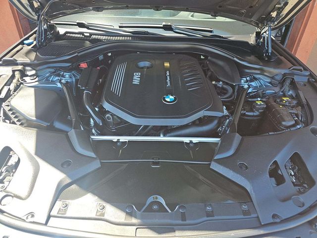 2018 BMW 5 Series 540i - 23033968 - 12