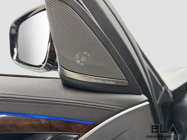2018 BMW 5 Series 540i - 23033968 - 19