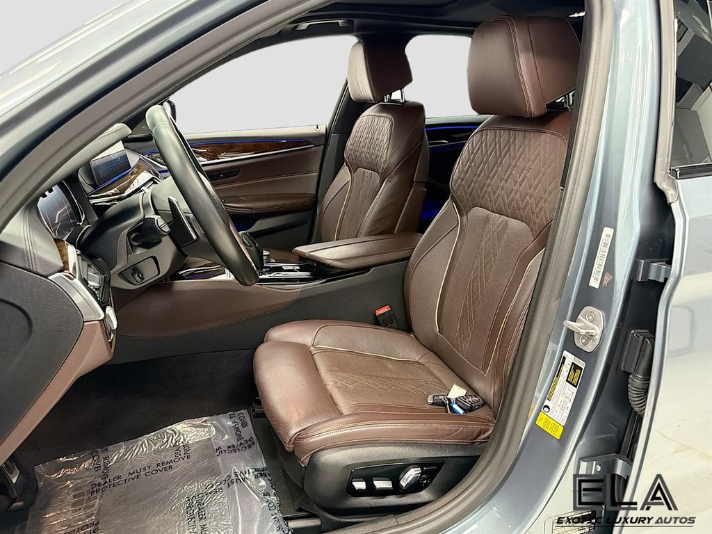 2018 BMW 5 Series 540i - 23033968 - 20