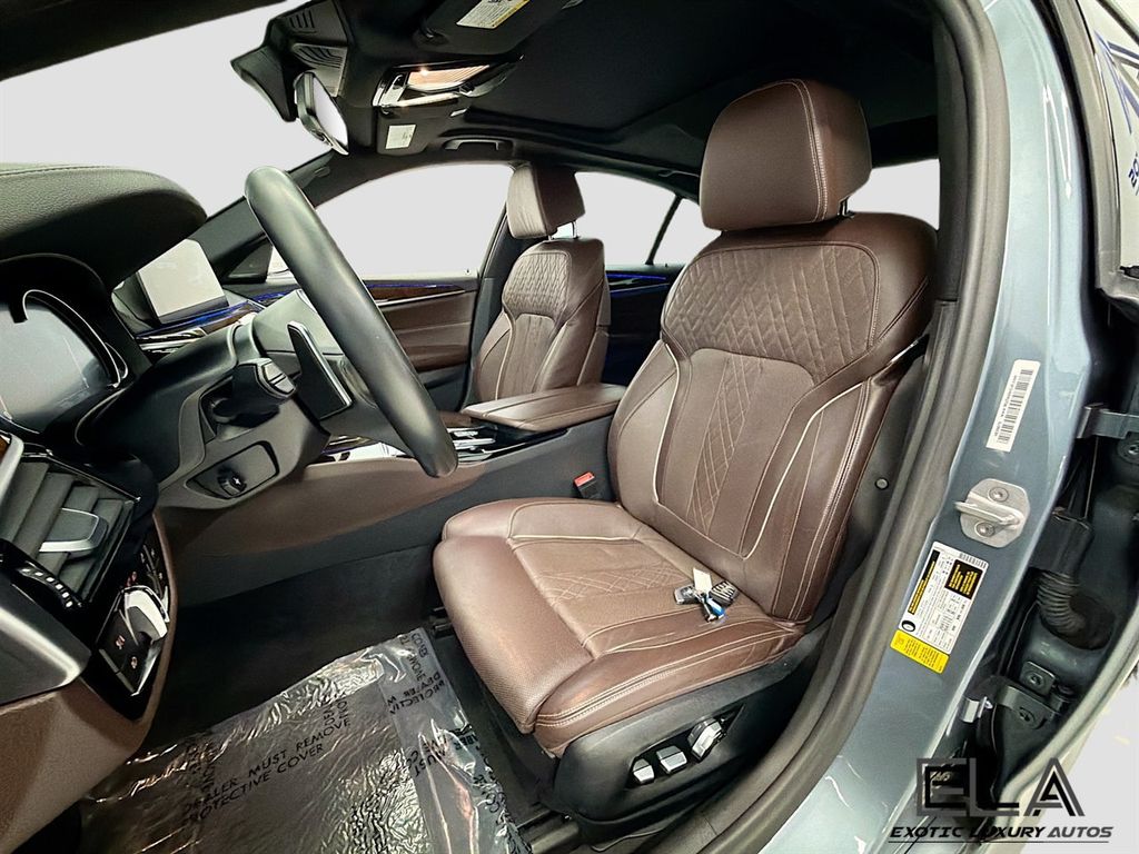 2018 BMW 5 Series 540i - 23033968 - 22