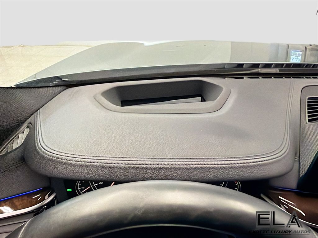 2018 BMW 5 Series 540i - 23033968 - 39