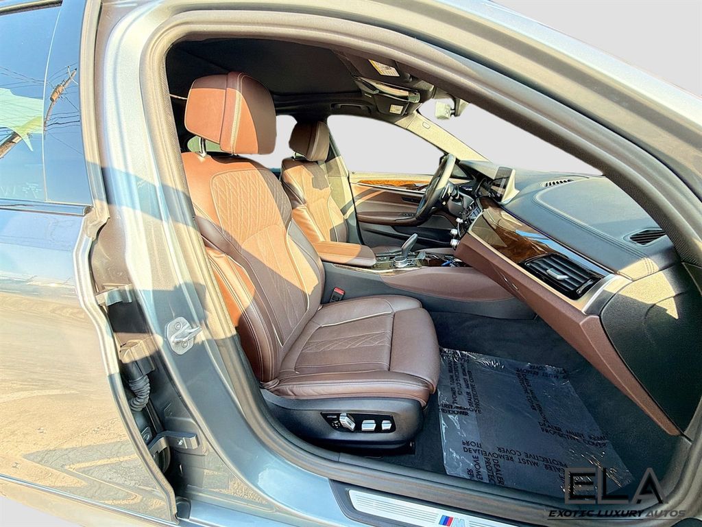 2018 BMW 5 Series 540i - 23033968 - 49
