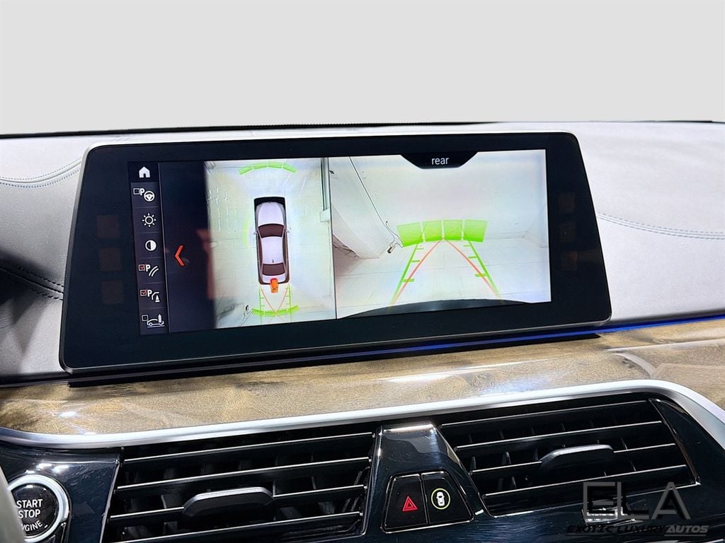2018 BMW 5 Series 540i - 23046395 - 14