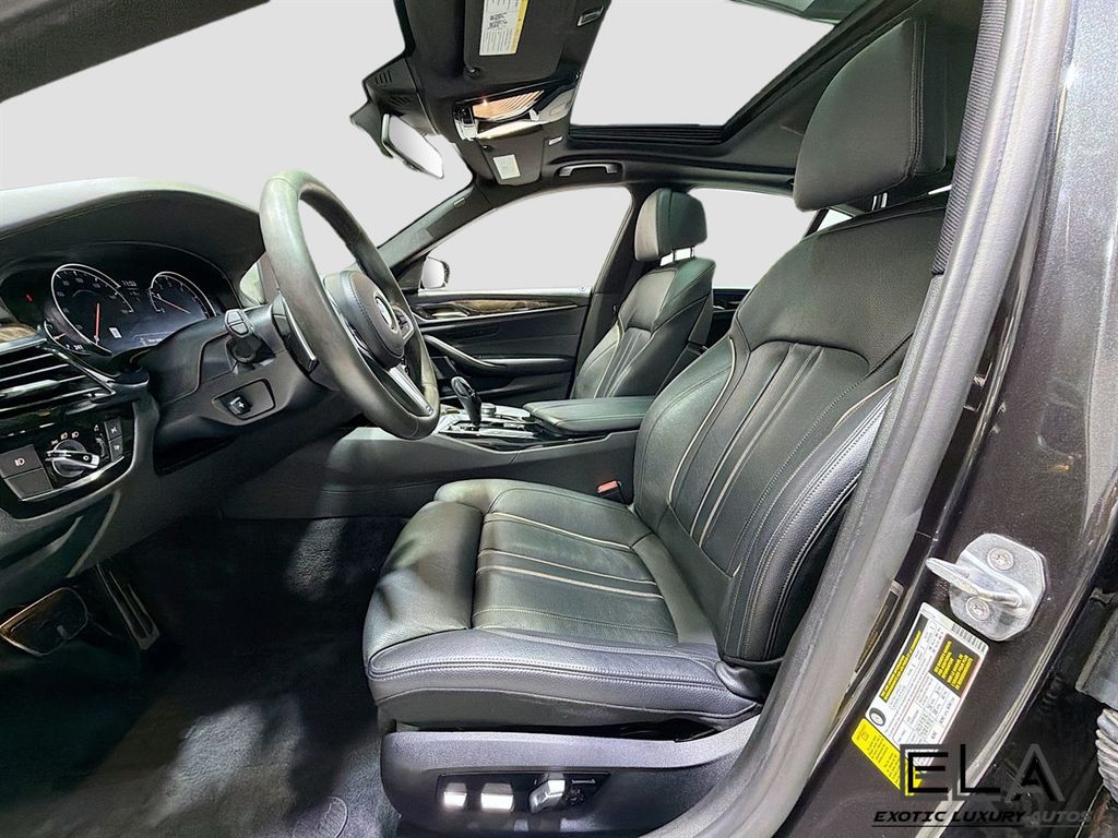 2018 BMW 5 Series 540i - 23046395 - 22
