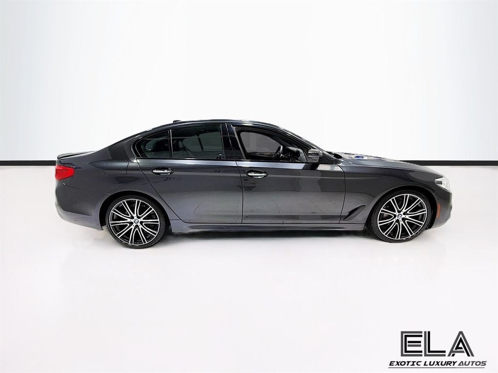 2018 BMW 5 Series 540i - 23046395 - 8
