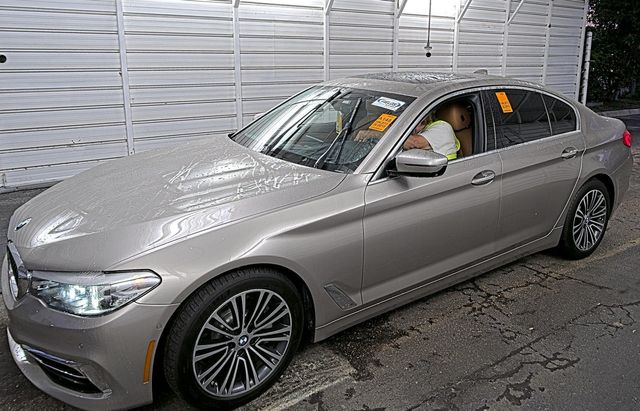 2018 BMW 5 Series 540i - 23040072 - 0