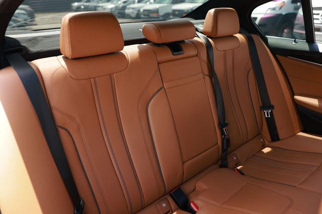 2018 BMW 5 Series 540i - 23040072 - 16