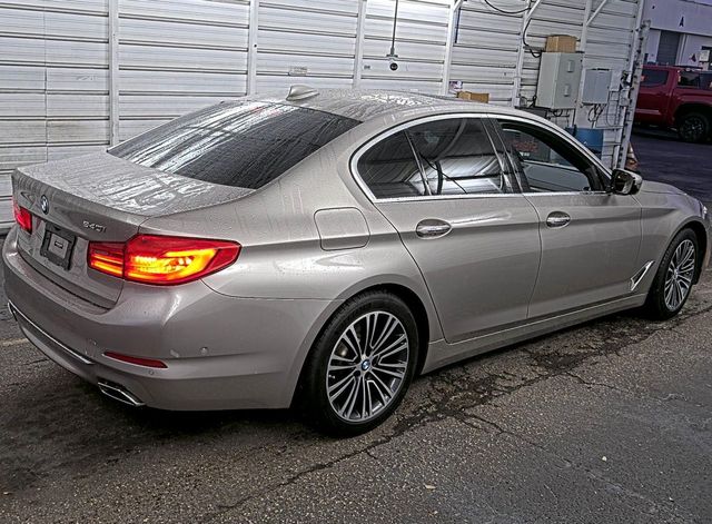 2018 BMW 5 Series 540i - 23040072 - 1