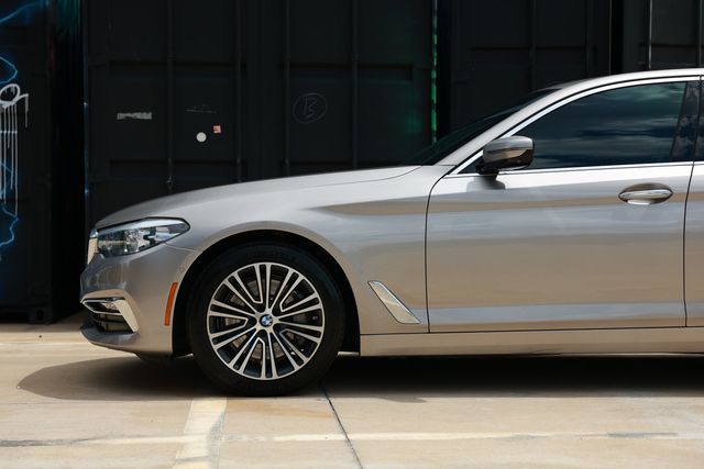 2018 BMW 5 Series 540i - 23040072 - 28