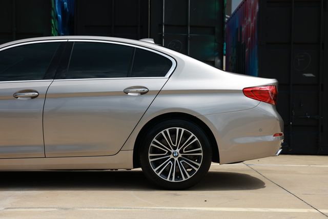 2018 BMW 5 Series 540i - 23040072 - 29